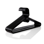 6CT PLASTICHANGERS BLK #143B Packing/Size: 48/6CT